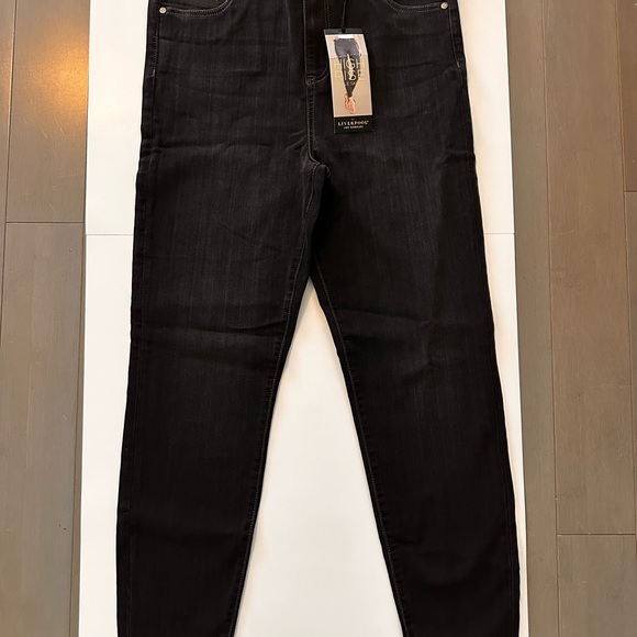 Liverpool Women’s Skinny Jeans in Black - Picture 6 of 7
